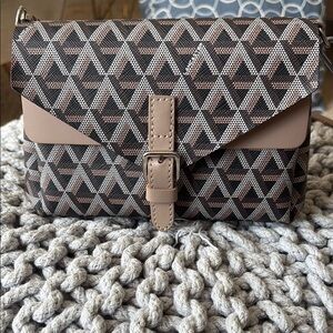 Geometric Patterned Tan and Black Women's Bag